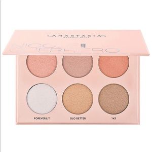 Anastasia Glow Kit - Nicole Guerriero